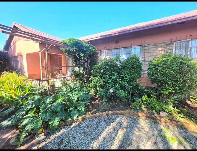 4 BEDROOM HOUSE FOR SALE IN ELSPARK